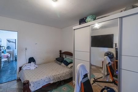Casa para alugar com 109m², 4 quartos e 1 vagaCasa 1 - Sala / Quarto 1