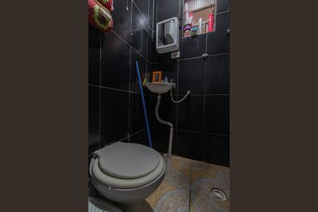 Casa para alugar com 109m², 4 quartos e 1 vagaCasa 2 - Banheiro