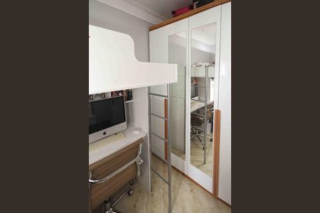 Apartamento para alugar com 49m², 2 quartos e 1 vaga Apartamento para alugar com 49m², 2 quartos e 1 vagaQuarto
