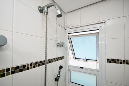 banheiro de apartamento para alugar com 1 quarto, 38m² em Jardim Paulista, São Paulo