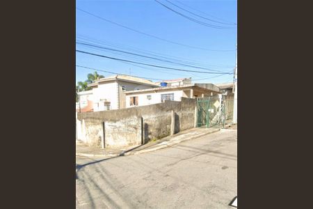 Casa à venda com 308m², 3 quartos e 3 vagas