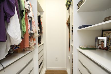 Apartamento à venda com 184m², 3 quartos e 3 vagasCloset da suíte