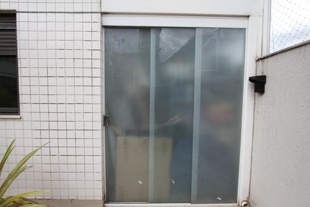 Apartamento à venda com 184m², 3 quartos e 3 vagasQUARTO DESPENSA