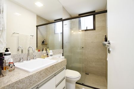 Apartamento à venda com 184m², 3 quartos e 3 vagasBanheiro da Suíte