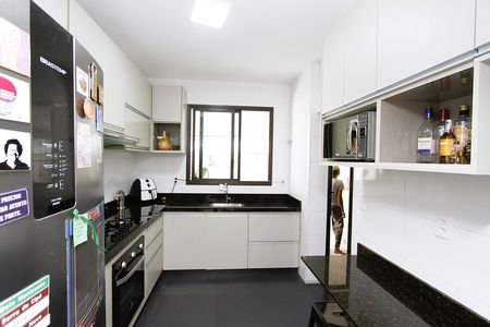 Apartamento à venda com 184m², 3 quartos e 3 vagasCozinha