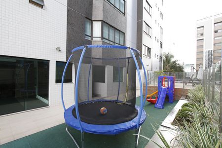 Apartamento à venda com 184m², 3 quartos e 3 vagasÁrea comum - Playground