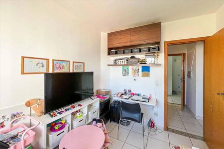 Apartamento à venda com 3 quartos, 180m² em Manacás, Belo Horizonte