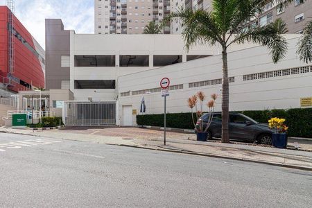 Apartamento para alugar com 71m², 2 quartos e 1 vaga