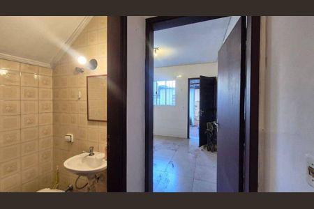 Casa à venda com 75m², 2 quartos e 1 vaga