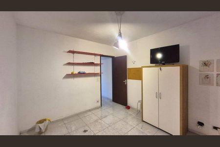 Casa à venda com 75m², 2 quartos e 1 vaga