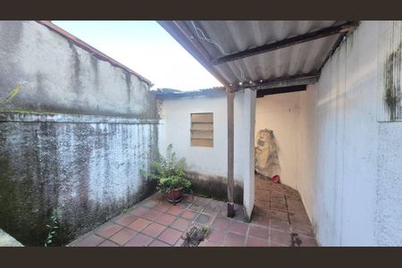 Casa à venda com 75m², 2 quartos e 1 vaga