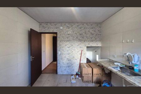 Casa à venda com 75m², 2 quartos e 1 vaga
