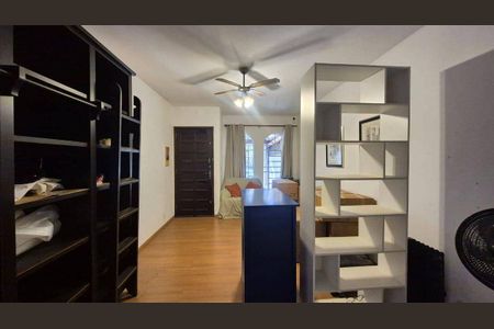 Casa à venda com 2 quartos, 90m² em Jardim Ester, São Paulo