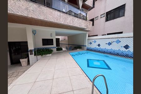 Apartamento para alugar com 100m², 3 quartos e 2 vagas Apartamento para alugar com 100m², 3 quartos e 2 vagasÁrea comum - Piscina