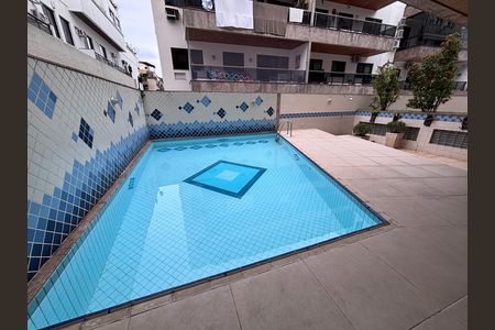 Apartamento para alugar com 100m², 3 quartos e 2 vagas Apartamento para alugar com 100m², 3 quartos e 2 vagasÁrea comum - Piscina