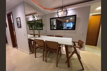 Apartamento para alugar com 100m², 3 quartos e 2 vagas Apartamento para alugar com 100m², 3 quartos e 2 vagasSala