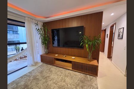 Apartamento para alugar com 100m², 3 quartos e 2 vagas Apartamento para alugar com 100m², 3 quartos e 2 vagasSala