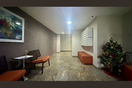 Apartamento à venda com 98m², 3 quartos e 1 vagaHall social 