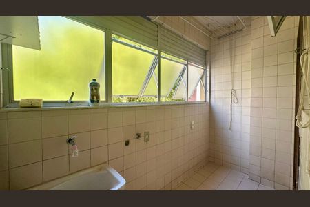 Apartamento à venda com 98m², 3 quartos e 1 vagaÁrea de serviço 