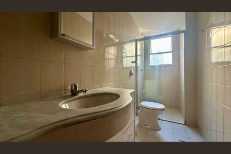 Apartamento à venda com 98m², 3 quartos e 1 vagaBanheiro 
