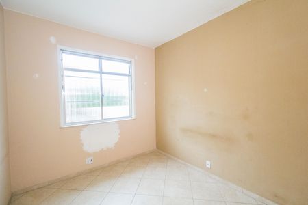 Quarto 2 de apartamento para alugar com 2 quartos, 80m² em Realengo, Rio de Janeiro