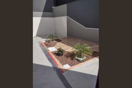 Apartamento à venda com 44m², 2 quartos e 1 vagaFoto 24