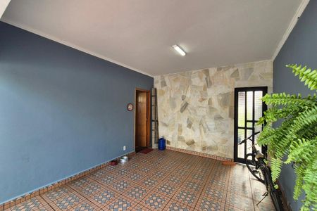 Casa à venda com 355m², 4 quartos e 3 vagas Casa à venda com 355m², 4 quartos e 3 vagasGaragem