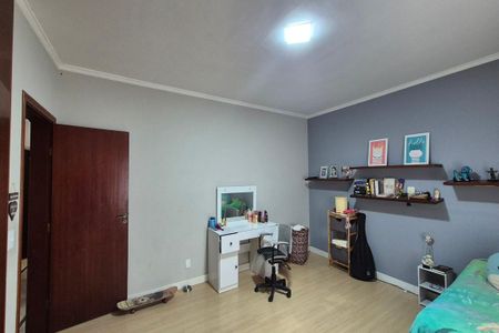 Casa à venda com 355m², 4 quartos e 3 vagas Casa à venda com 355m², 4 quartos e 3 vagasQuarto 1