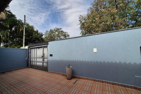 Casa à venda com 355m², 4 quartos e 3 vagas Casa à venda com 355m², 4 quartos e 3 vagasVista da Sala