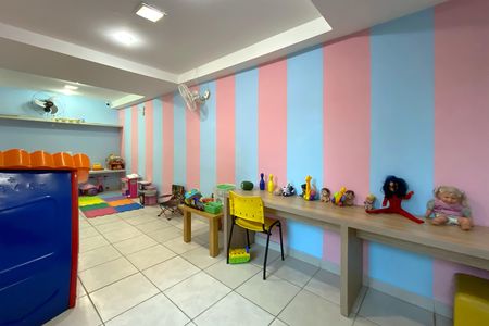 Apartamento para alugar com 55m², 2 quartos e 1 vagaÁrea comum