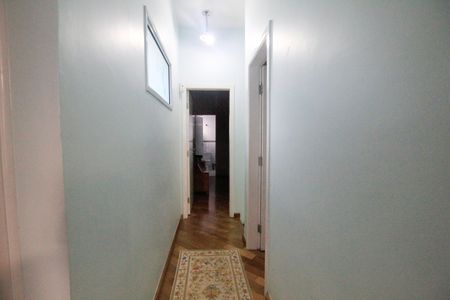 Corredor de casa para alugar com 4 quartos, 186m² em Vila Mariana, São Paulo