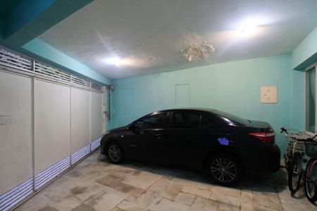 Garagem de casa para alugar com 4 quartos, 186m² em Vila Mariana, São Paulo