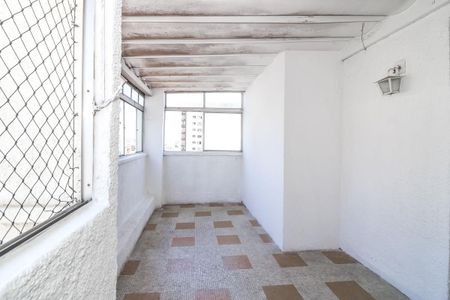 Apartamento à venda com 60m², 1 quarto e 1 vaga Apartamento à venda com 60m², 1 quarto e 1 vagaVaranda