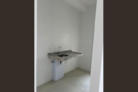 Cozinha de apartamento à venda com 2 quartos, 84m² em Vila Bandeirantes, São Paulo