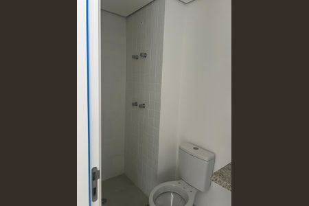 Banheiro de apartamento à venda com 2 quartos, 84m² em Vila Bandeirantes, São Paulo