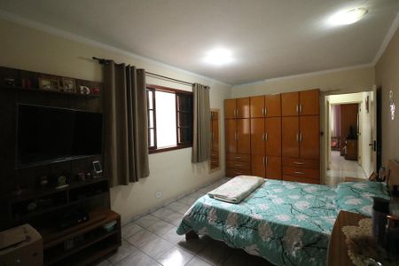 Casa à venda com 140m², 3 quartos e 2 vagas Casa à venda com 140m², 3 quartos e 2 vagasQuarto 2