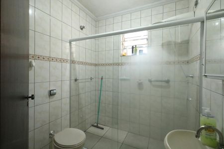 Casa à venda com 140m², 3 quartos e 2 vagas Casa à venda com 140m², 3 quartos e 2 vagasBanheiro 2