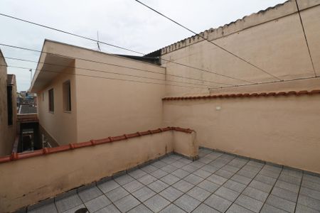 Casa à venda com 140m², 3 quartos e 2 vagas Casa à venda com 140m², 3 quartos e 2 vagasQuintal