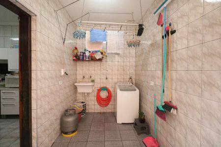 Casa à venda com 140m², 3 quartos e 2 vagas Casa à venda com 140m², 3 quartos e 2 vagasÁrea de Serviço