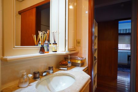 Apartamento à venda com 153m², 2 quartos e 1 vagaBanheiro 