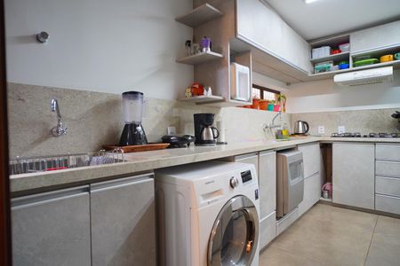 Apartamento à venda com 153m², 2 quartos e 1 vagaCozinha 