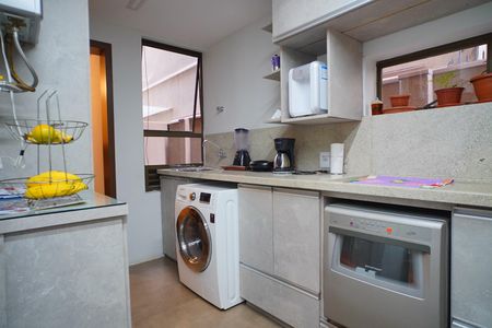Apartamento à venda com 153m², 2 quartos e 1 vagaCozinha 