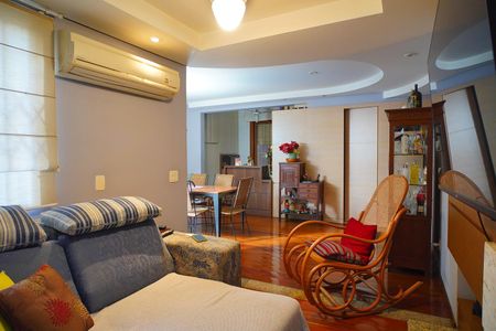 Apartamento à venda com 153m², 2 quartos e 1 vagaSala