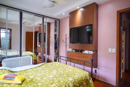 Apartamento à venda com 153m², 2 quartos e 1 vagaQuarto suíte 