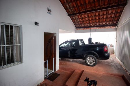 Casa à venda com 155m², 3 quartos e 3 vagas Casa à venda com 155m², 3 quartos e 3 vagasGaragem