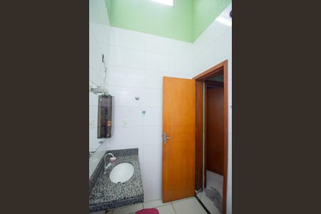 Casa à venda com 155m², 3 quartos e 3 vagas Casa à venda com 155m², 3 quartos e 3 vagasBanheiro Social