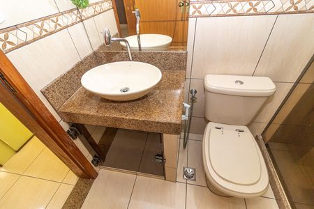 Apartamento para alugar com 110m², 3 quartos e sem vagaBanheiro