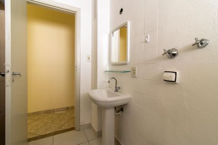 Apartamento para alugar com 150m², 3 quartos e 1 vaga Apartamento para alugar com 150m², 3 quartos e 1 vagaBanheiro 2