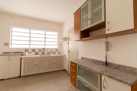 Apartamento para alugar com 150m², 3 quartos e 1 vaga Apartamento para alugar com 150m², 3 quartos e 1 vagaCozinha