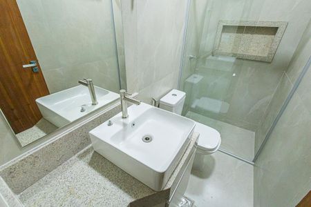 Apartamento à venda com 65m², 3 quartos e 1 vaga Apartamento à venda com 65m², 3 quartos e 1 vagabanheiro